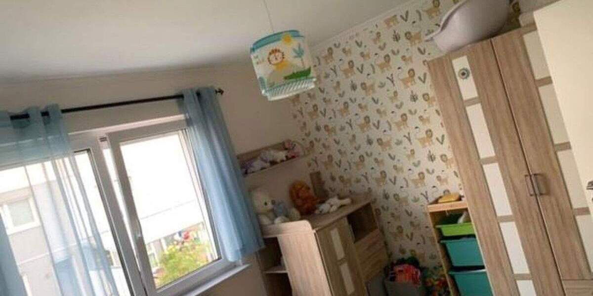 Reihenmittelhaus Frankfurt am Main Praunheim - 5 Zimmer, 120 m&sup2;, 3.000&euro; | Angebot:25108223