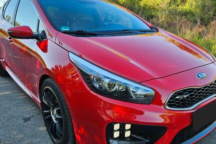 Kia ceed / Ceed 171.000 km 6.900 &euro; Wiesbaden 65187