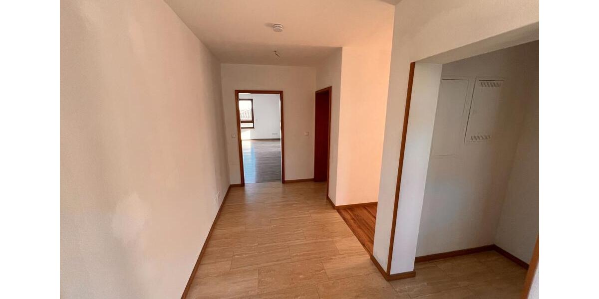 Etagenwohnung Ober-Olm Olm - 4 Zimmer, 120 m&sup2;, 1.650&euro; | Angebot:26690228