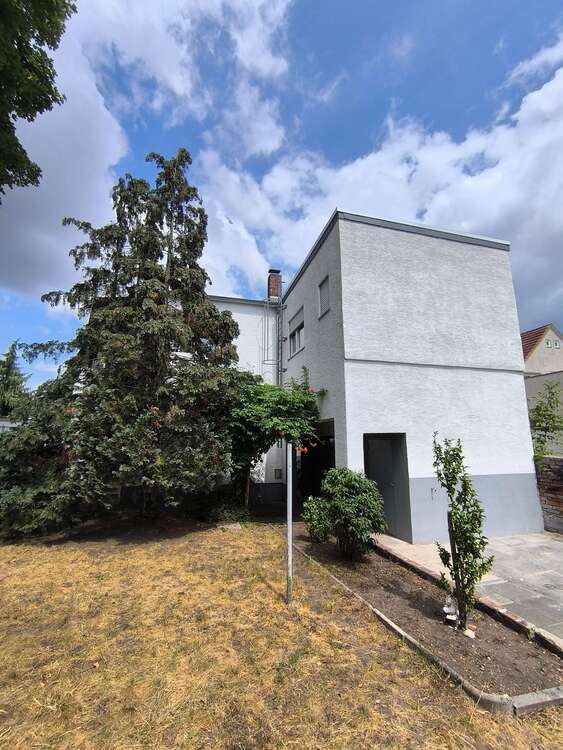 Haus zum Kaufen in Kelsterbach 639.000 € 164 m²