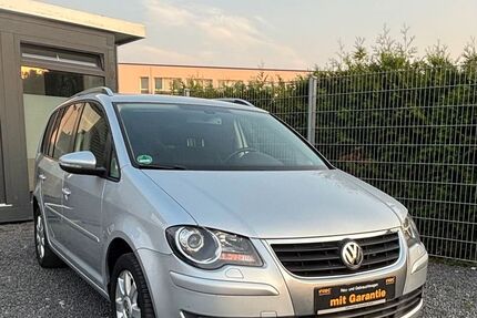 VW Touran 115.000 km 9.300 &euro; Mainz-Kastel 55252