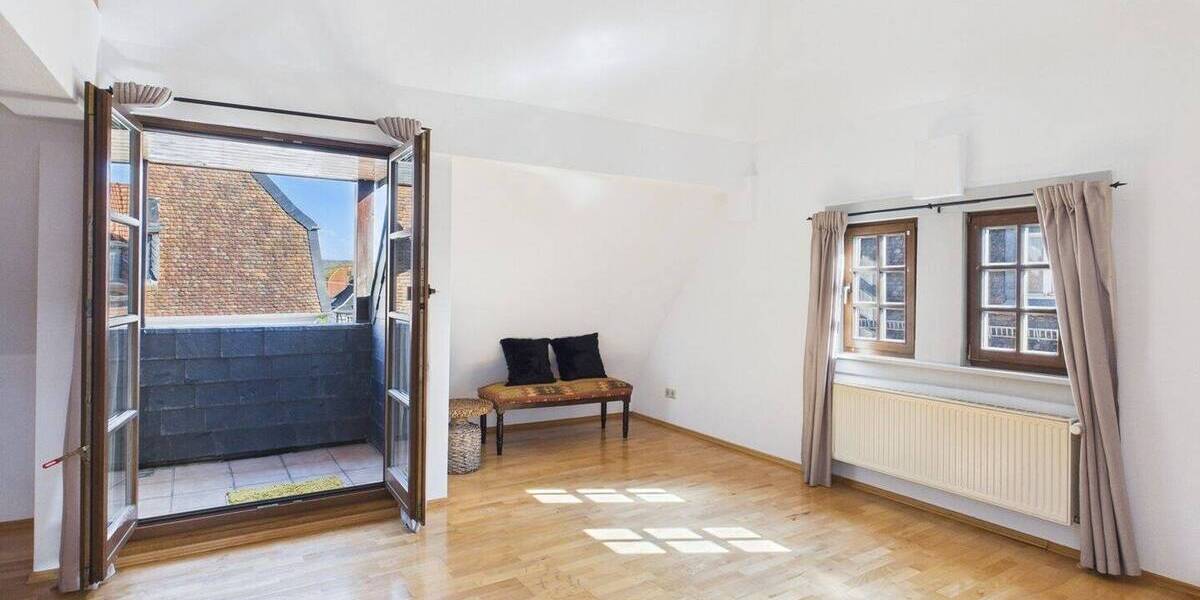 Einfamilienhaus Wiesbaden Igstadt - 7 Zimmer, 225 m&sup2;, 685.000&euro; | Angebot:25799596