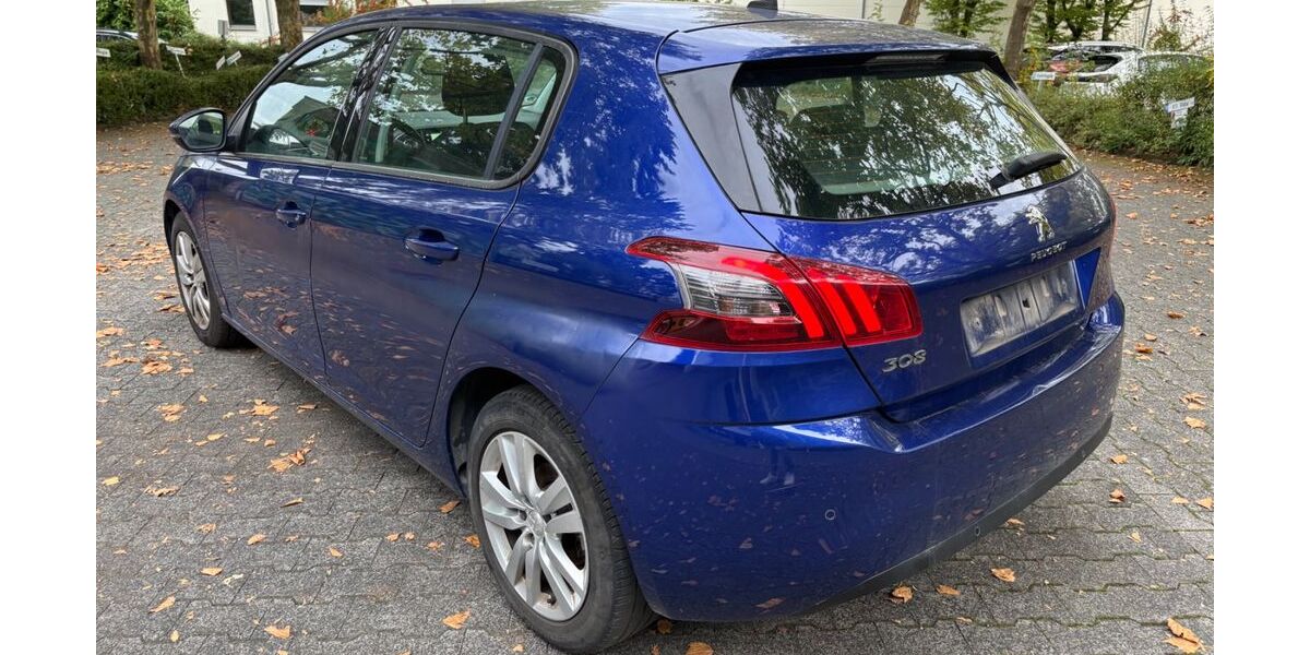 Peugeot 308 284.984 km 4.998 € Hofheim am Taunus 65719