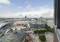 Flexible Büros im Wahrzeichen Frankfurts - im Messeturm - All-in-Miete