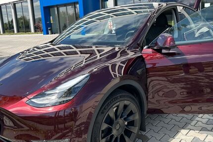 Tesla Model Y 25.000 km 46.700 € Hofheim 65719