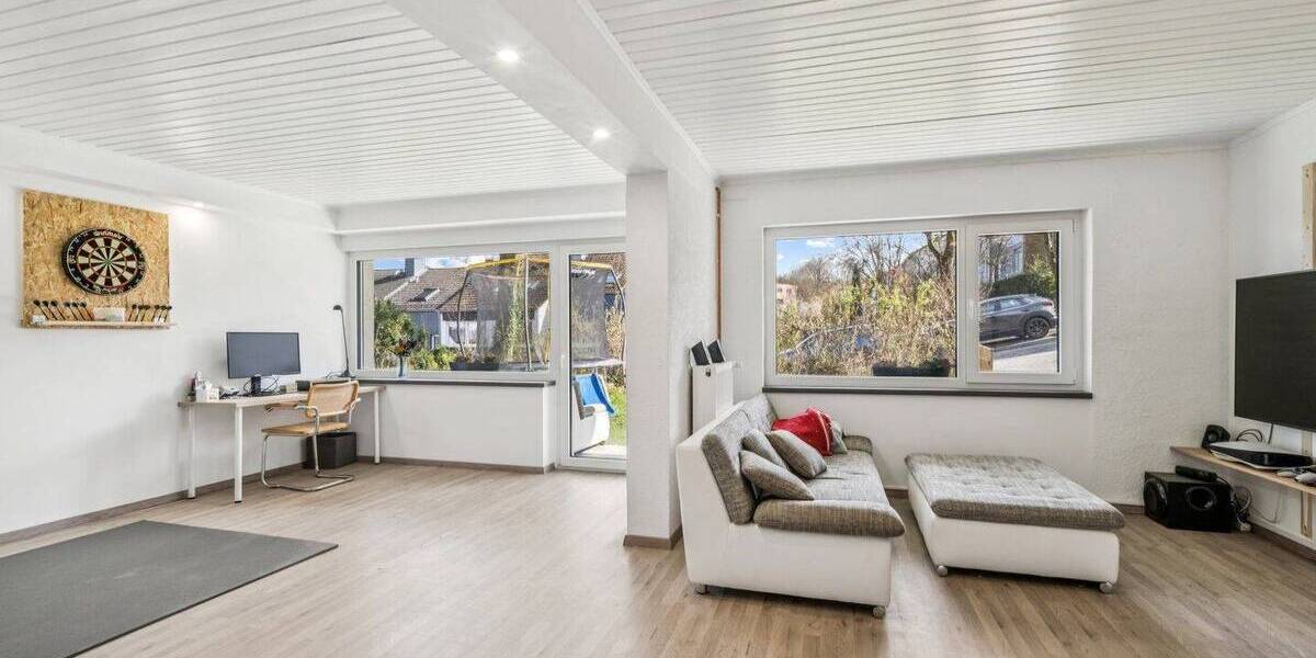 Einfamilienhaus Eppstein Vockenhausen - 8 Zimmer, 250 m&sup2;, 715.000&euro; | Angebot:26094118