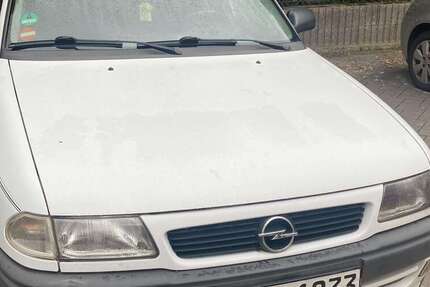 Opel Astra 144.000 km 2.500 € Wiesbaden 65183