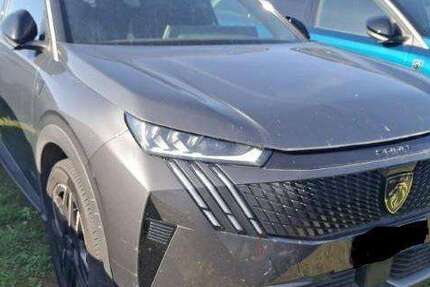Peugeot 5008 17.735 km 29.680 &euro; Rüsselsheim 65428