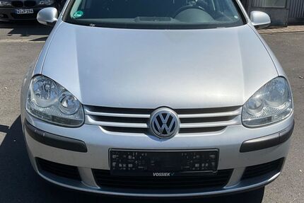 VW Golf 150.000 km 3.400 &euro; Wiesbaden 65199
