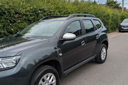 Dacia Duster 47.000 km 14.590 &euro; wiesbaden 65207