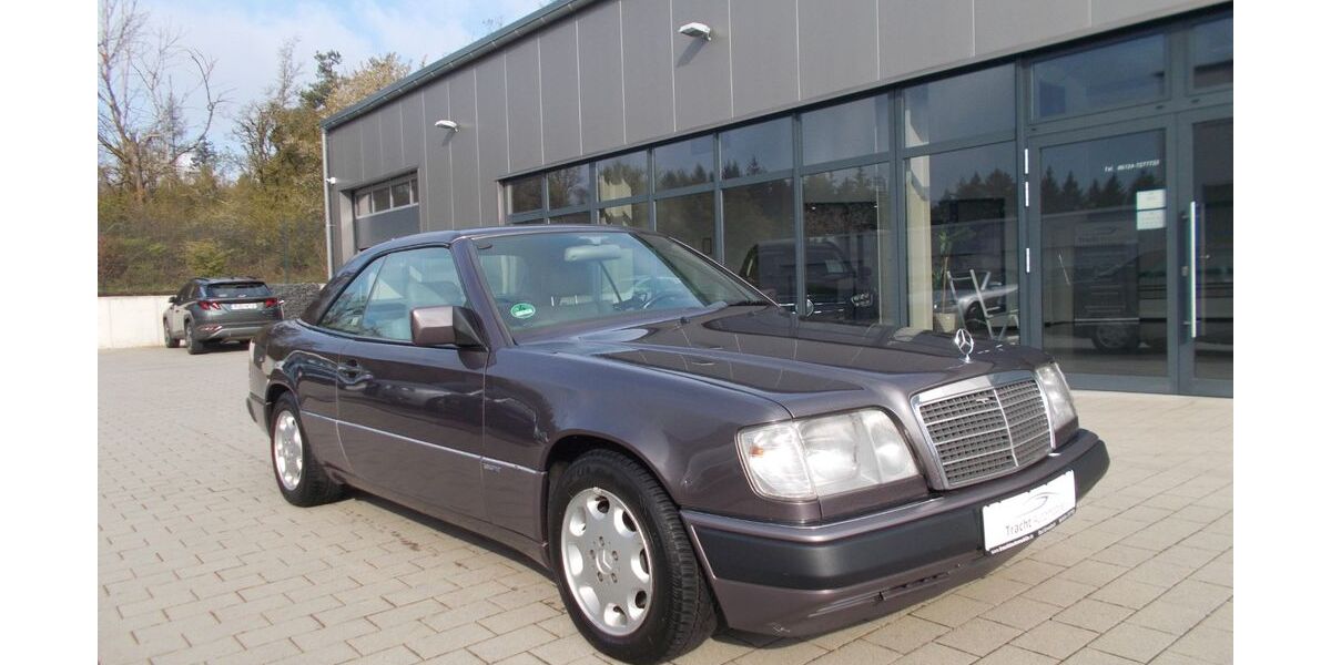 Mercedes-Benz 300 334.000 km 16.400 &euro; Bad Schwalbach 65307