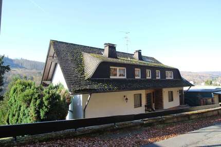 Haus Eppstein-Ehlhalten Ehlhalten - 7 Zimmer, 178 m&sup2;, 595.000&euro; | Angebot:25314120