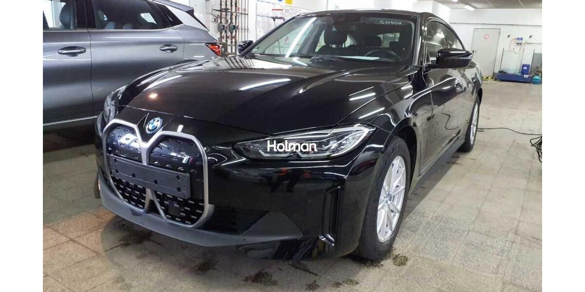 BMW i4 45.940 km 33.861 &euro; Eschborn 65760