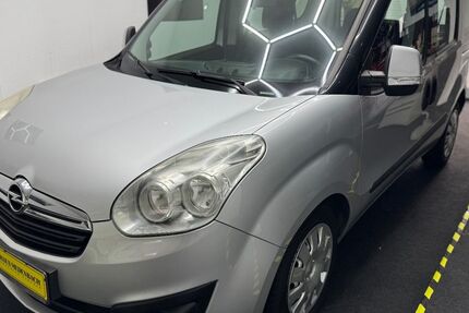 Opel Combo 126.432 km 5.990 &euro; Wiesbaden 65207