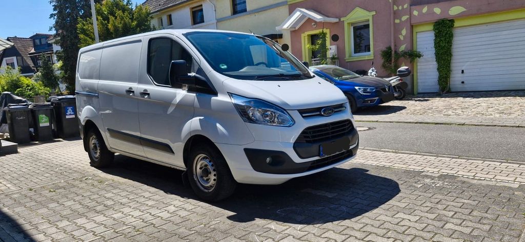 Ford Transit Custom 194.000 km 6.500 &euro; Mainz-Kostheim 55246