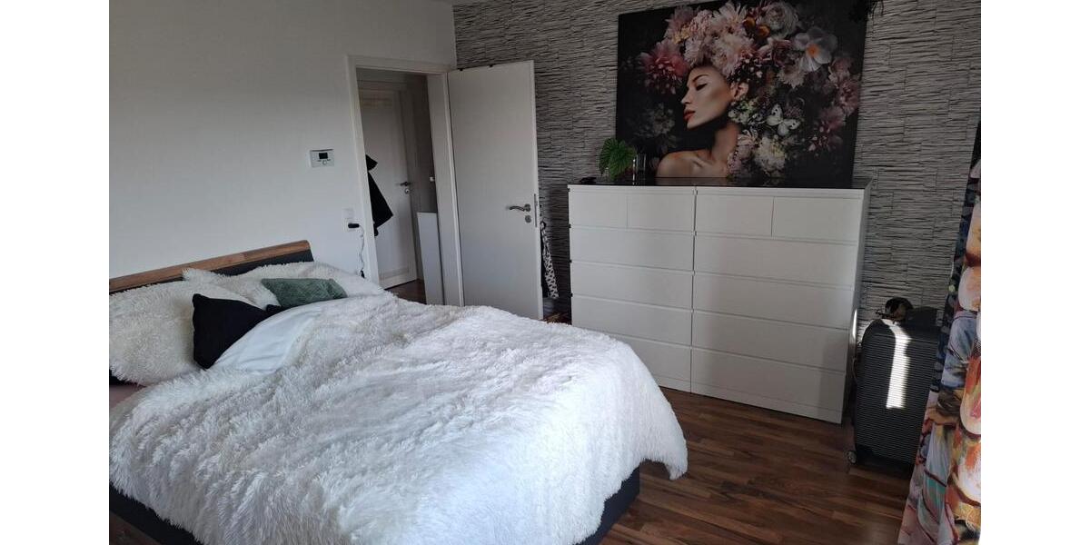 Etagenwohnung Wiesbaden Biebrich - 2 Zimmer, 50 m&sup2;, 900&euro; | Angebot:26306208