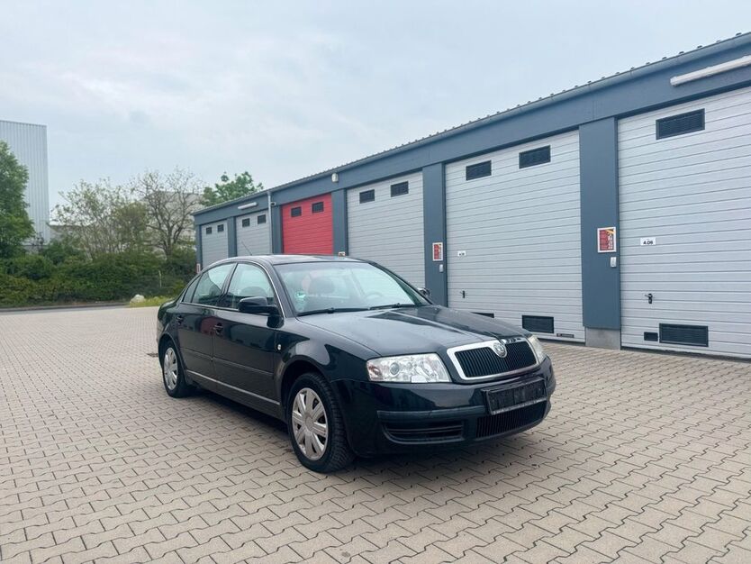 Skoda Superb 165.000 km 1.799 € Groß Gerau 64521
