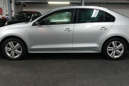 VW Jetta 176.000 km 5.990 &euro; Rüsselsheim 65428