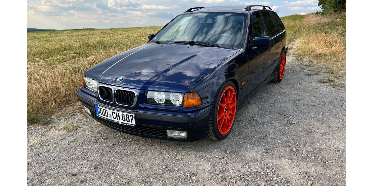 BMW 323 230.000 km 4.200 &euro; Rüdesheim am Rhein 65385