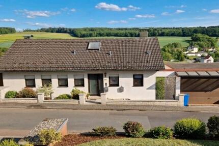 Haus Selters (Taunus) - 10 Zimmer, 366 m&sup2;, 469.000&euro; | Angebot:25406953