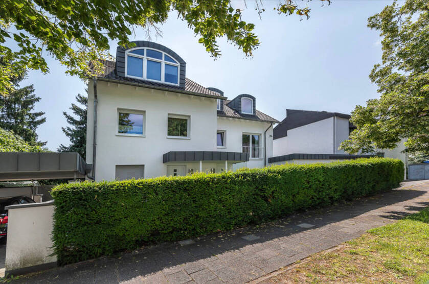 Top Wohnung in Spitzen-Lage! -Gundelhardt-