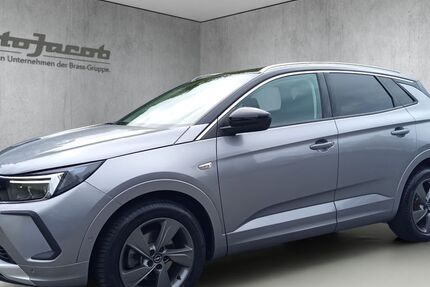 Opel Grandland (X) 39.215 km 23.450 &euro; Rüsselsheim 65428