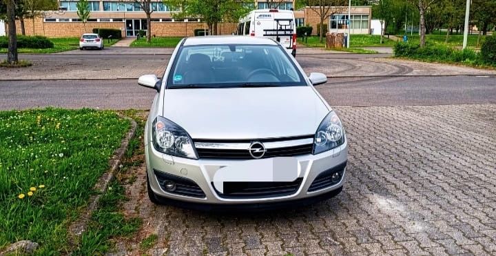 Opel Astra 269.000 km 2.150 &euro; Wiesbaden 65193