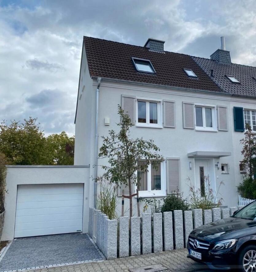 Luxuriös Kernsanierte DHH in Westend Bestlage