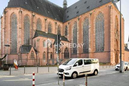 Modernisierte 2,5-Zimmer-Wohnung mit Loggia in zentraler Lage am Frankfurter Römer 3 zimmer