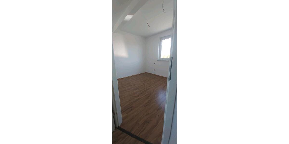 Reihenhaus Idstein - 4 Zimmer, 95 m&sup2;, 375.000&euro; | Angebot:26762759