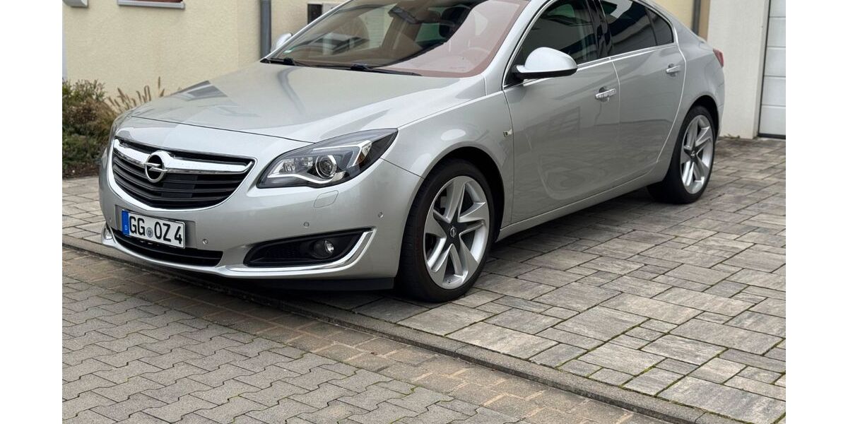 Opel Insignia 215.000 km 8.950 &euro; Bischofsheim 65474
