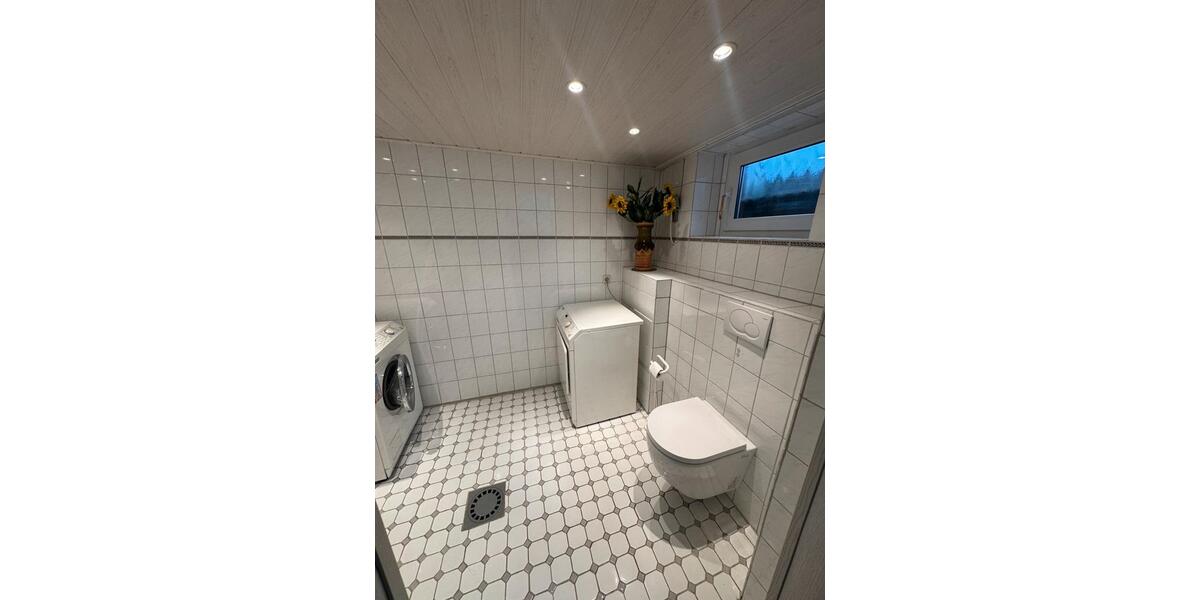Reihenhaus Frankfurt am Main Mitte-West - 3 Zimmer, 82 m&sup2;, 1.690&euro; | Angebot:24703923