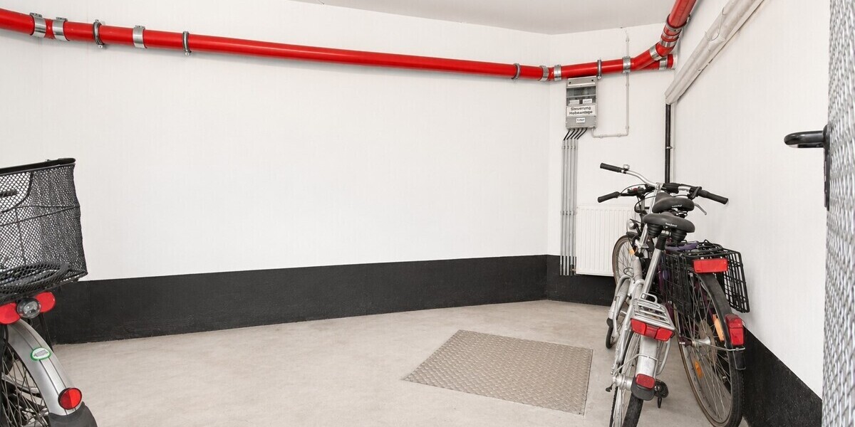 Wunderschöne 2 Zi Wohnung mit Kamin und TG PLatz - hier können Sie entspannen - Etagenwohnung Oberursel | Angebot:27505507