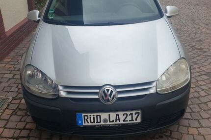 VW Golf 148.000 km 3.200 &euro; Idstein 65510