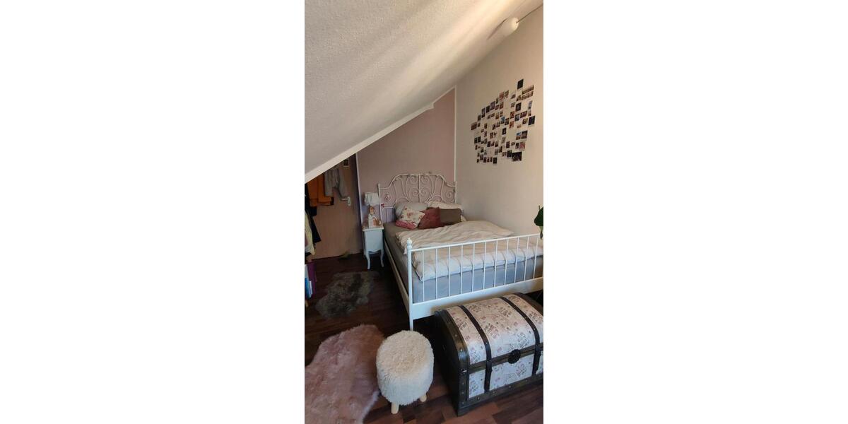 WG Zimmer mit großem Balkon und 2 Bäder 1 zimmer