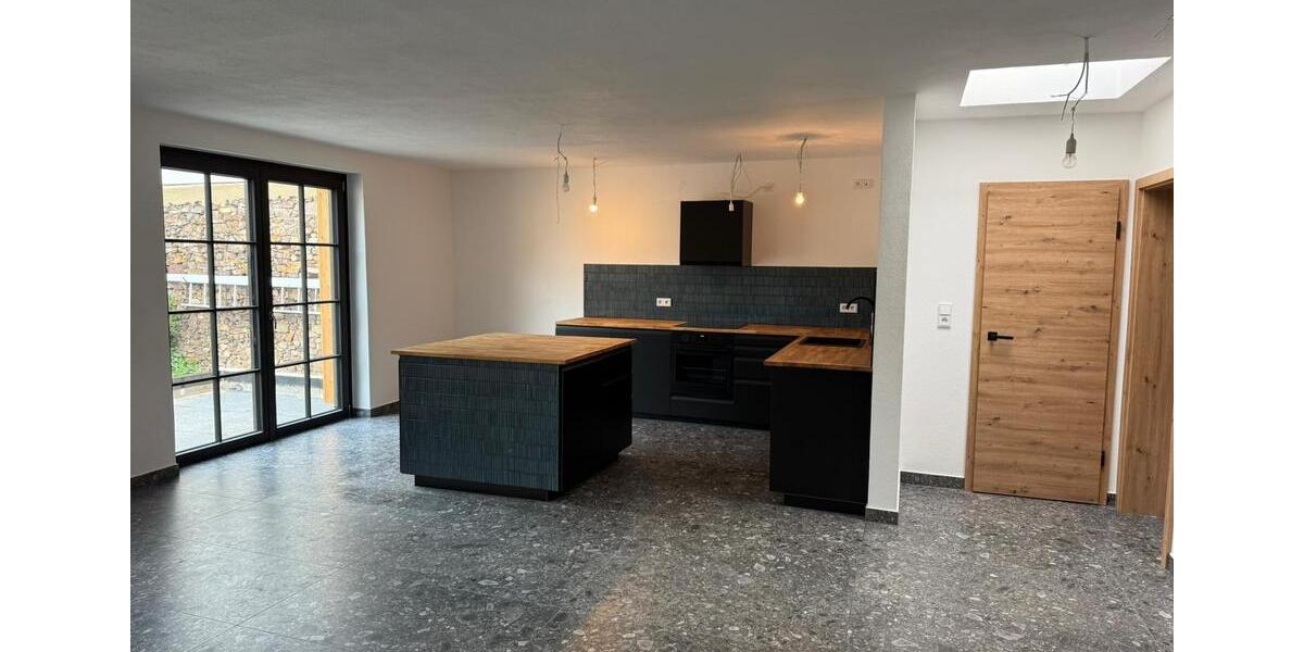 Terrassenwohnung Geisenheim - 4 Zimmer, 150 m&sup2;, 1.950&euro; | Angebot:26646552