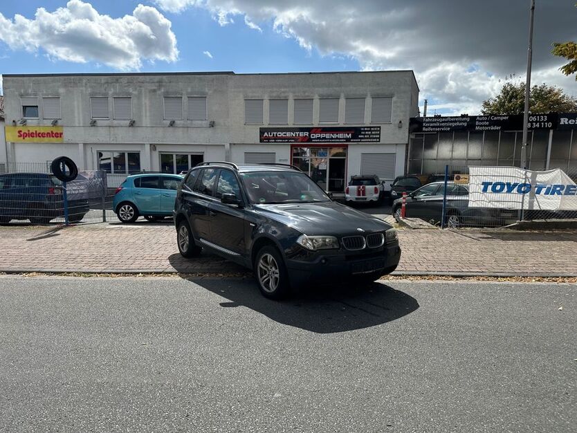 BMW X3 256.000 km 2.900 € Oppenheim 55276