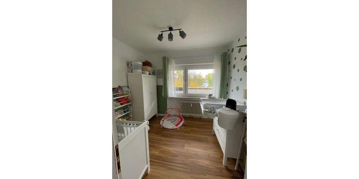 Etagenwohnung Niedernhausen - 4 Zimmer, 90 m&sup2;, 209.000&euro; | Angebot:25823326