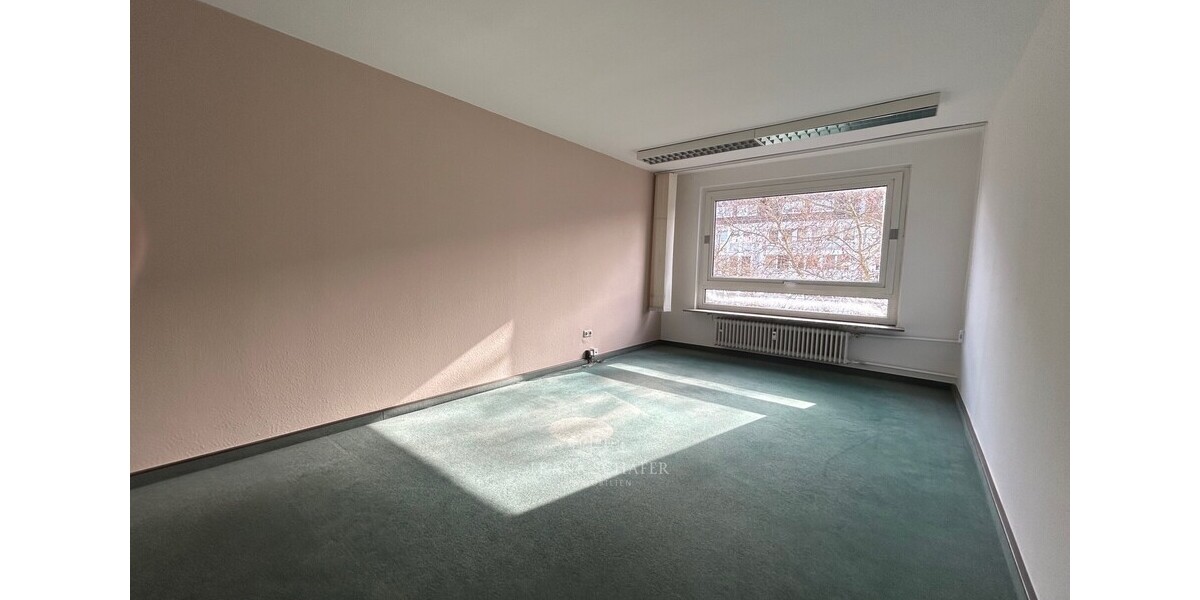Gepflegte Bürofläche mit ca. 180m², sofort bezugsfrei, Nähe RheinChristuskirche - - Gewerbeobjekt Mainz | Angebot:26914912