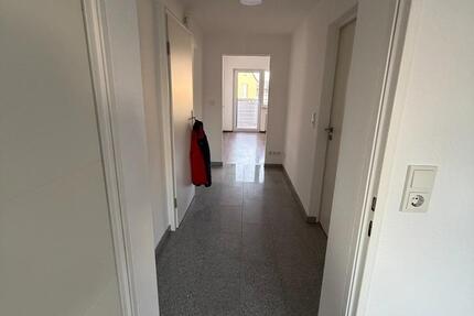 Gepflegte 2-Zimmer-Wohnung im 1. OG in Hattersheim am Main 2.5 zimmer