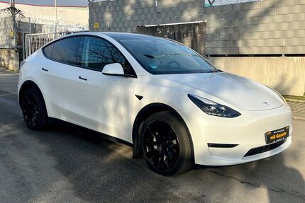 Tesla Model Y 123.000 km 26.990 &euro; Flörsheim am Main 65439