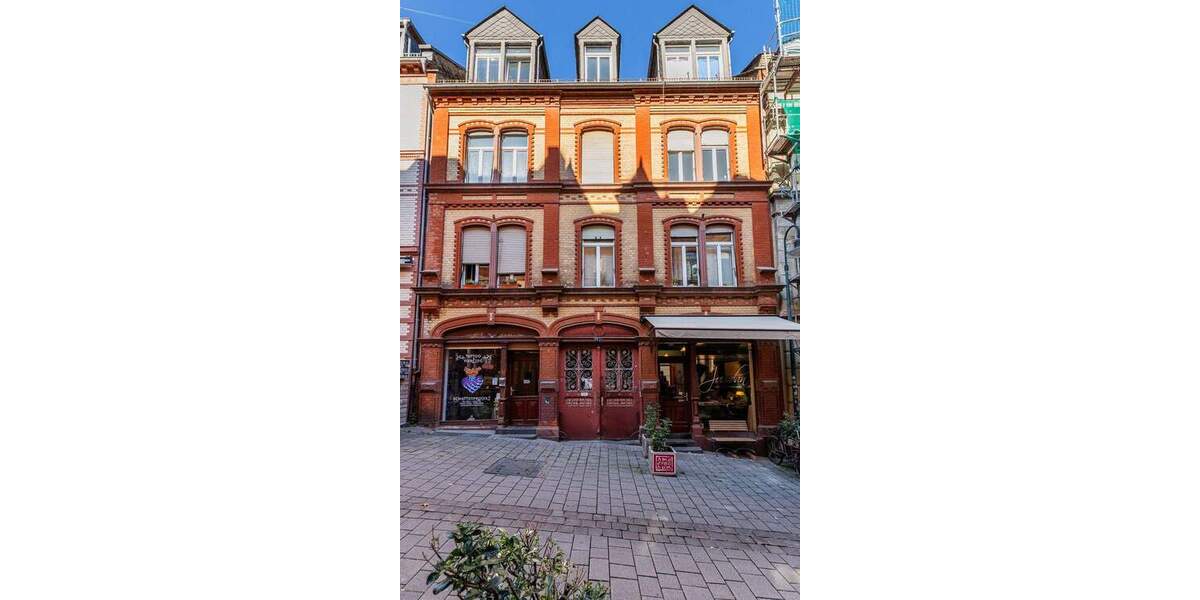 Mehrfamilienhaus mit zwei Gewerbeeinheiten in zentraler Innenstadtlage 2 zimmer