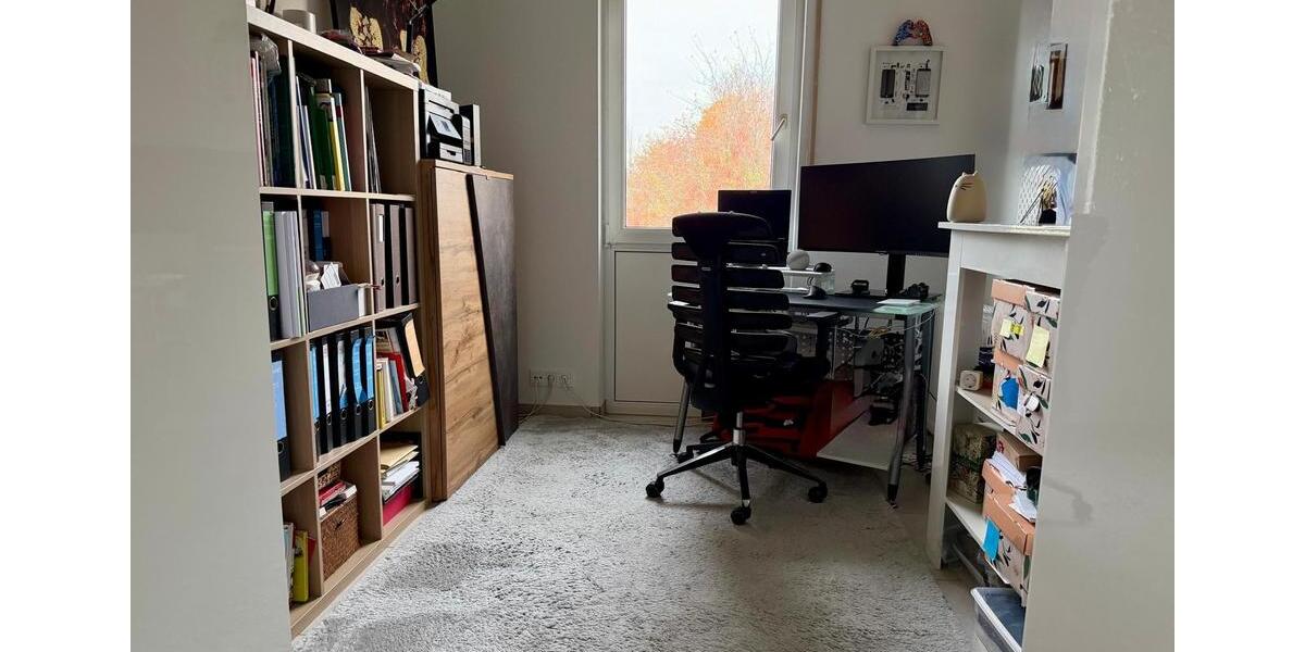 Dachgeschoßwohnung Ingelheim am Rhein - 4 Zimmer, 108 m&sup2;, 1.400&euro; | Angebot:25451377