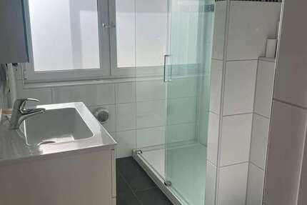 Wohnung zum Mieten in Wiesbaden 1.100 € 80 m² 2.5 zimmer