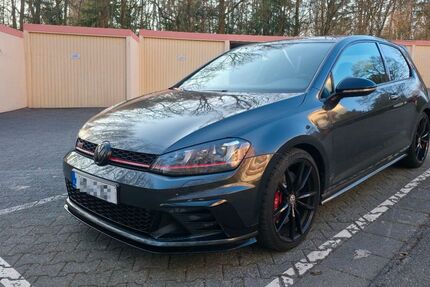 VW Golf 89.990 km 20.900 &euro; Königstein 61462