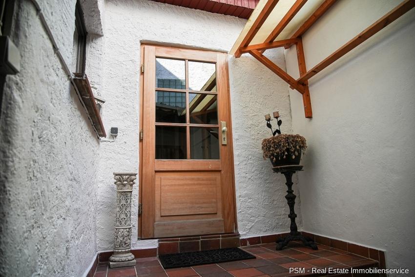 Reihenhaus Königstein im Taunus - 9 Zimmer, 170 m&sup2;, 2.300&euro; | Angebot:25352064