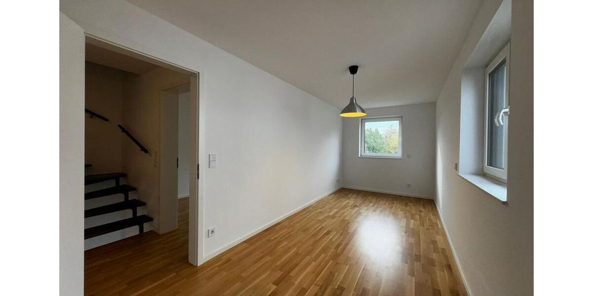 MODERN 2021 DUPLEX with approx. 170m², garden and garage, located less than 10 minutes from Clay 5 zimmer