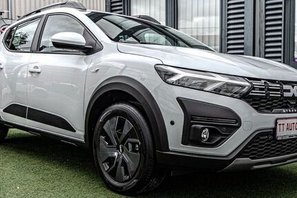 Dacia Sandero 13.567 km 15.999 € Rüsselsheim 65428