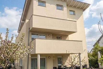 Haus Rüsselsheim am Main - 18 Zimmer, 450 m&sup2;, 1.750.000&euro; | Angebot:25235303