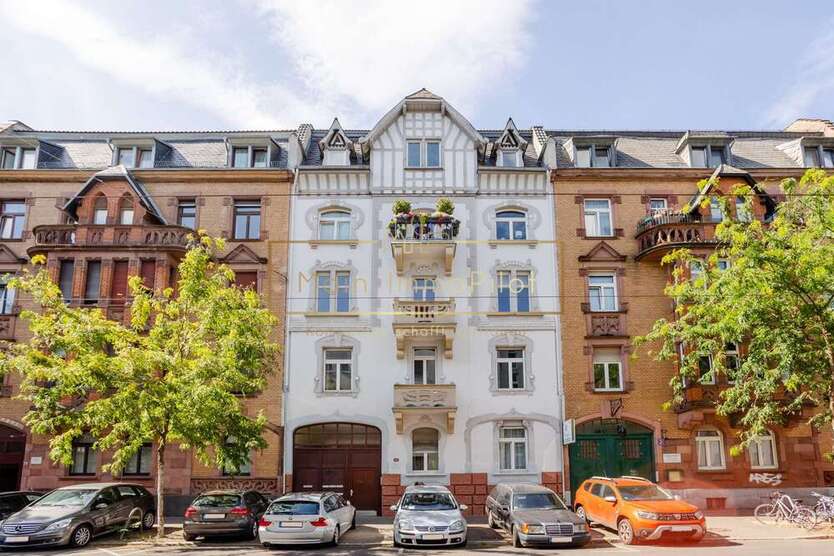 Wohnung zum Kaufen in Frankfurt am Main 940.000 € 172 m²